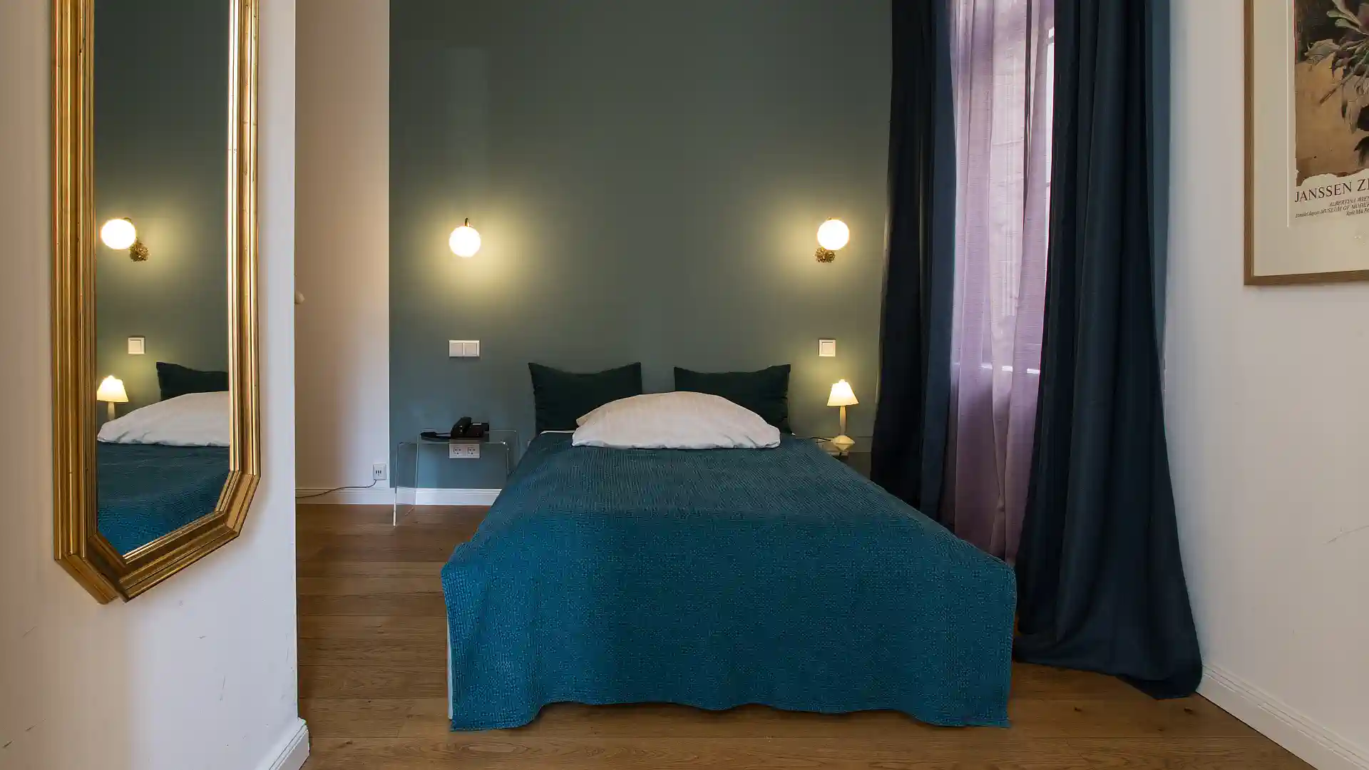 Single room with shower/WC