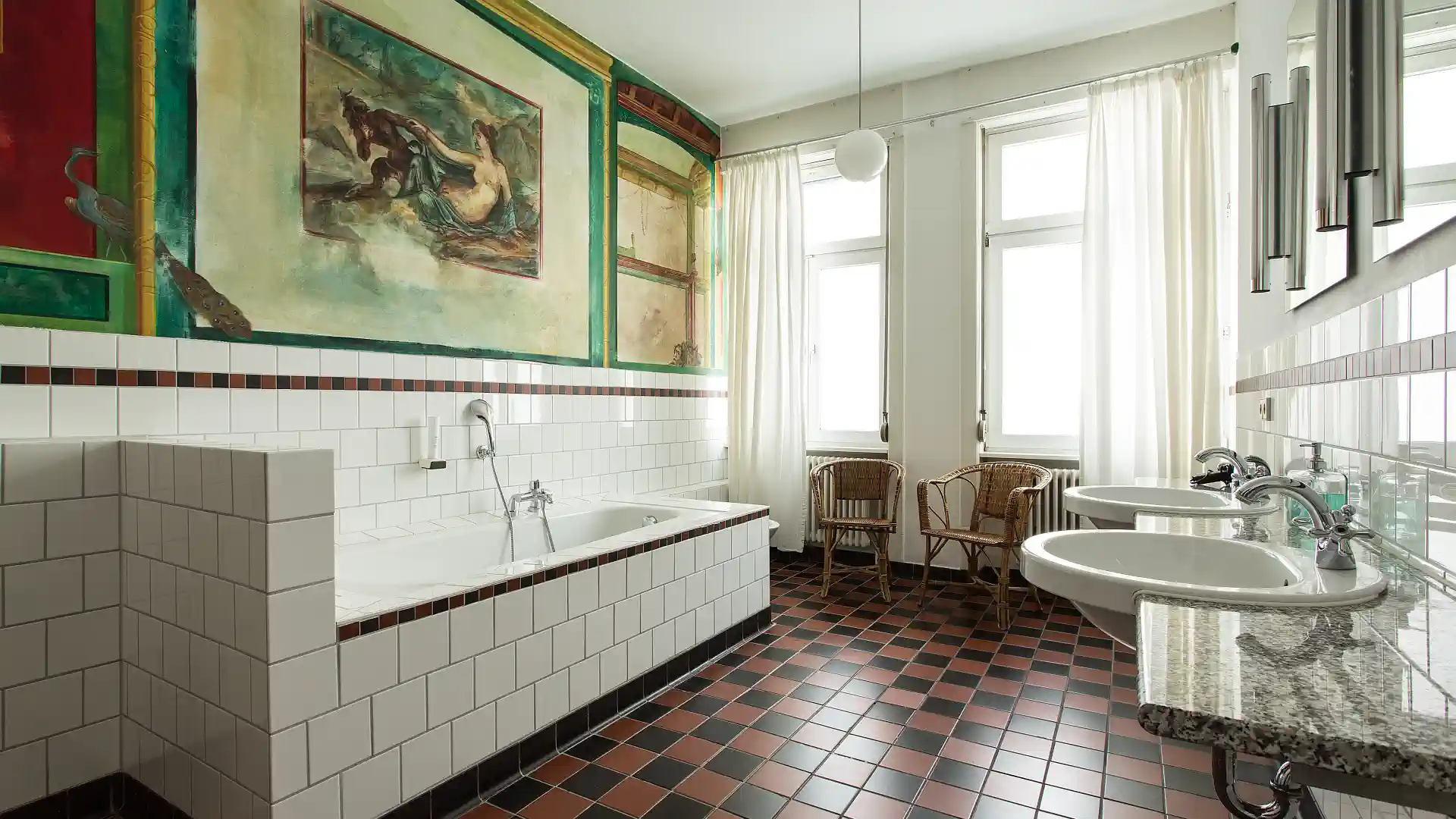 HOTEL NIZZA-Gemeinschaftsbad-2_2185_1920x1080